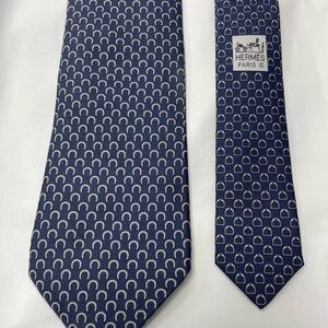 Hermes 100% Silk Blue Horseshoe Pattern Men's Tie